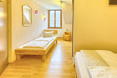 Dreibettzimmer